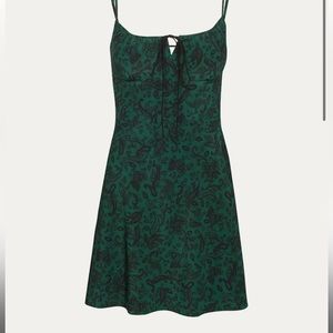 Inez dress in dazed noir